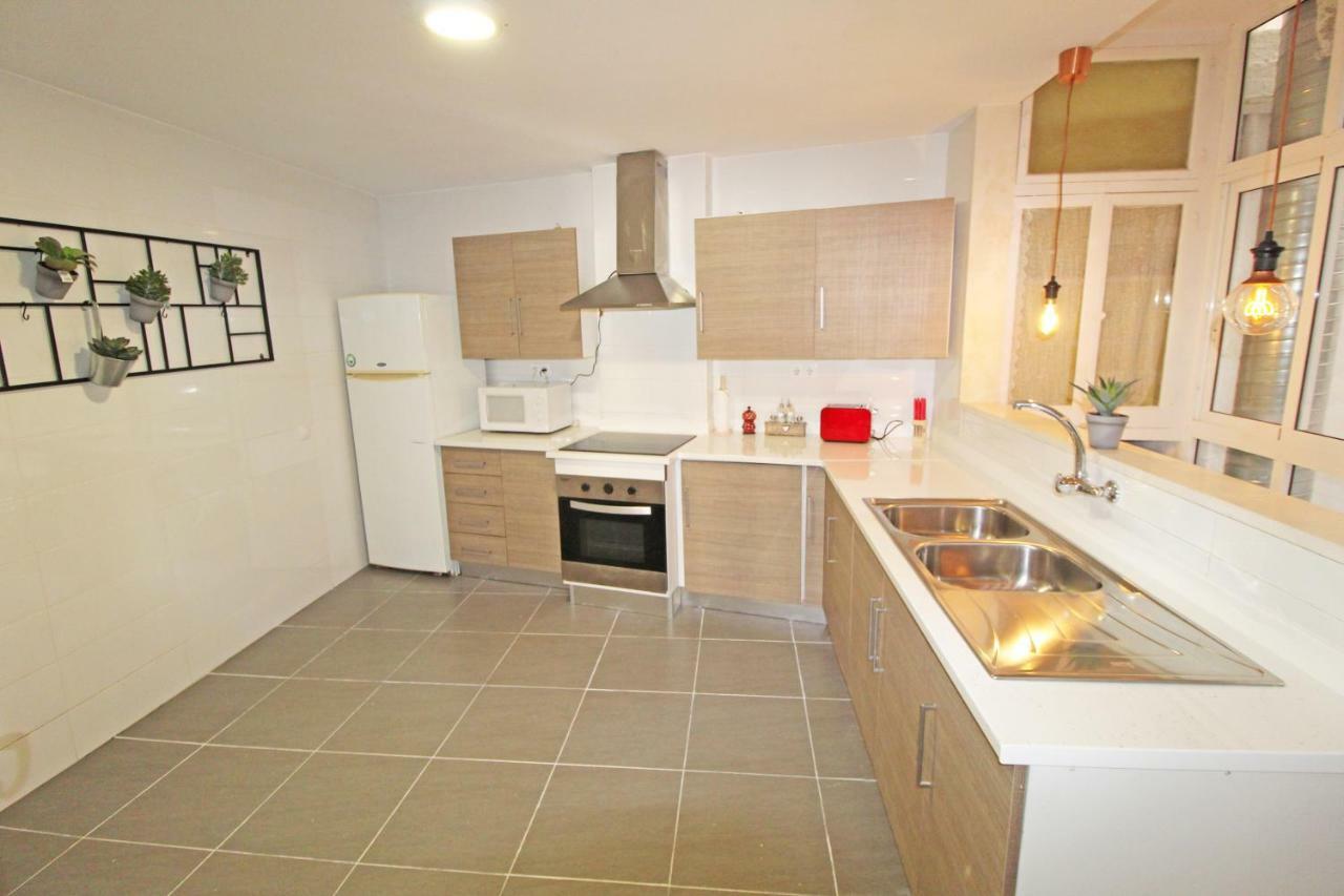 Centrico Y Espacioso Piso En Barrio Tranquilo Alicante Dış mekan fotoğraf