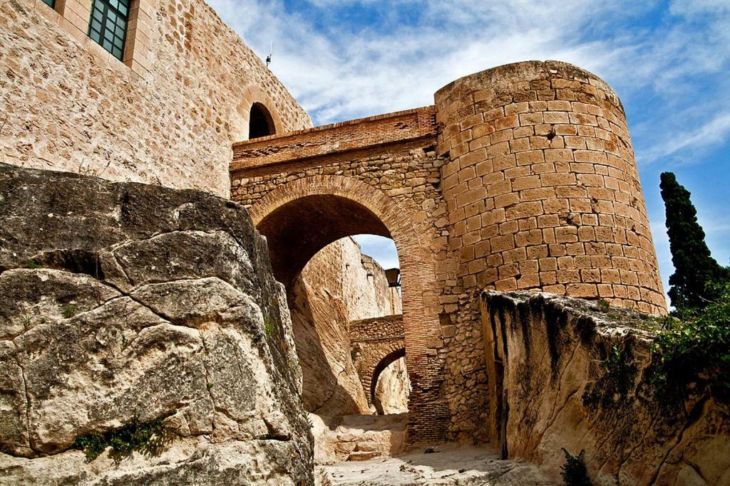 Centrico Y Espacioso Piso En Barrio Tranquilo Alicante Dış mekan fotoğraf